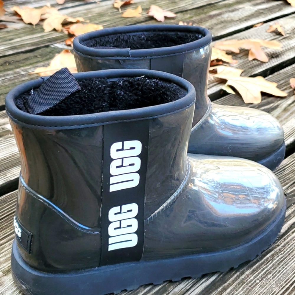 Ugg classic clear mini boot